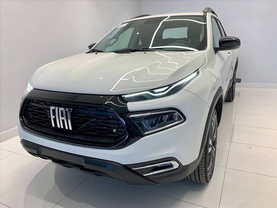 FIAT TORO 1.3 TURBO 270 FLEX FREEDOM AT6 FIAT TORO 1.3 TURBO 270 FLEX FREEDOM AT6